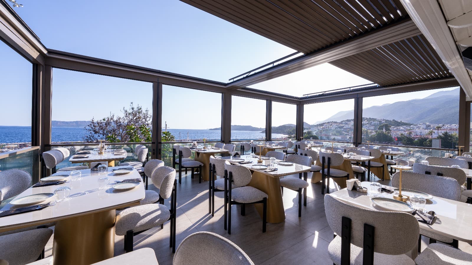 Cedre Restaurant Mekan